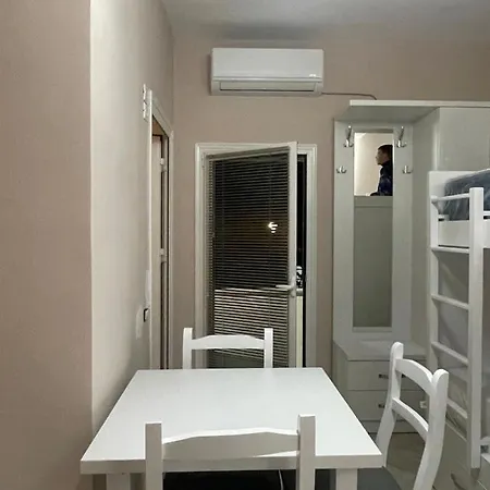 Zini 3* Влёра