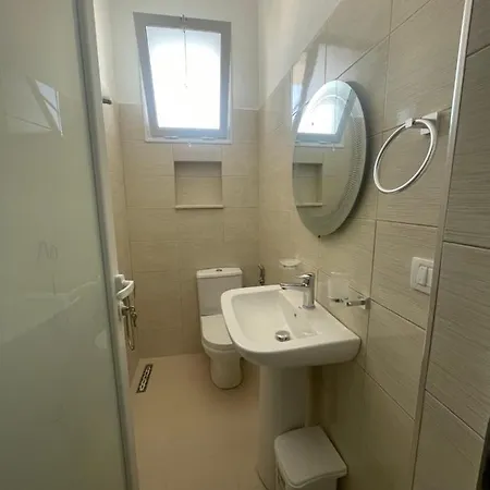 Zini Maison d'hôtes Vlorë