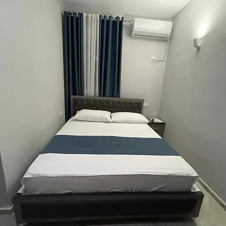 Zini 3* Влёра