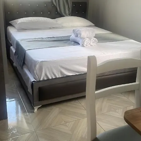 Zini Гостевой дом 3*