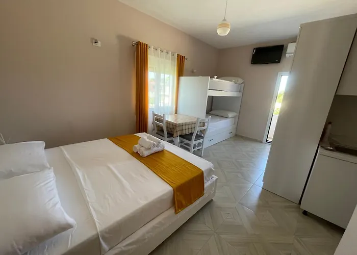 Zini Guest house