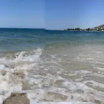 Konukevi Zini Avlonya