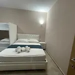 Zini Konukevi 3*