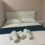 Zini Konukevi 3*