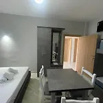 Zini Konukevi 3*
