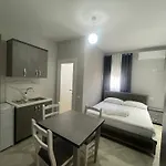 Konukevi Zini 3*