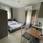 Zini Konukevi 3*