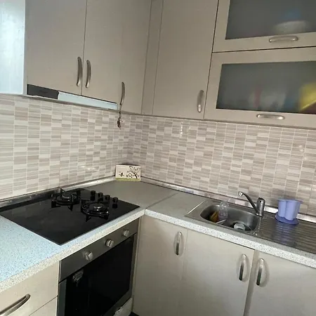 招待所 Zini Vlorë