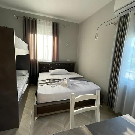 招待所 Zini Vlorë