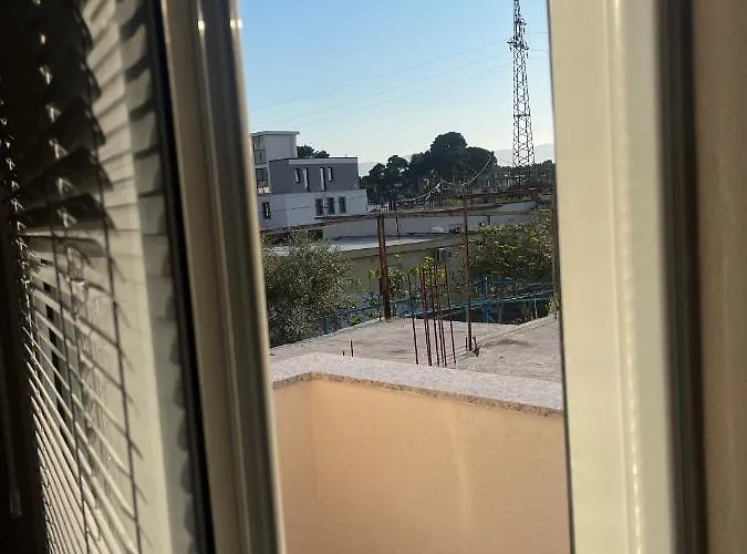 Zini 3* Avlonya